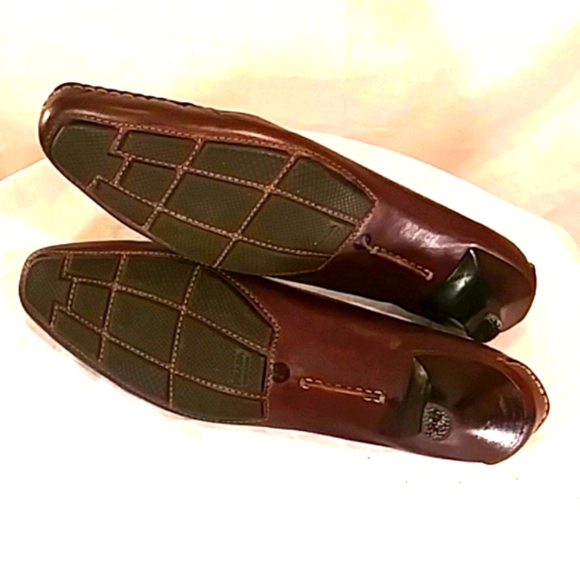 ๐ฅ Like New Prada Brown Leather Kitten Heel Loafers - Picture 8 of 16
